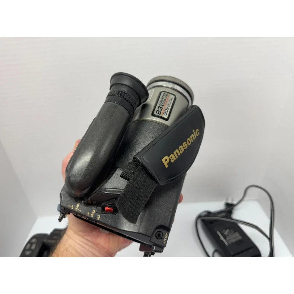 Panasonic Video Camera PV-L558D & PV-L678D UNTESTED PARTS ONLY UNITS
